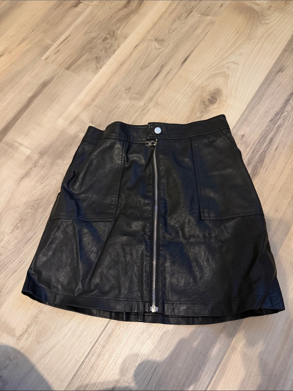 Size small faux leather skirt